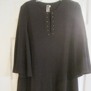 JULIAN TAYLOR BLACK DRESS WITH STUD AND KEYHOLE